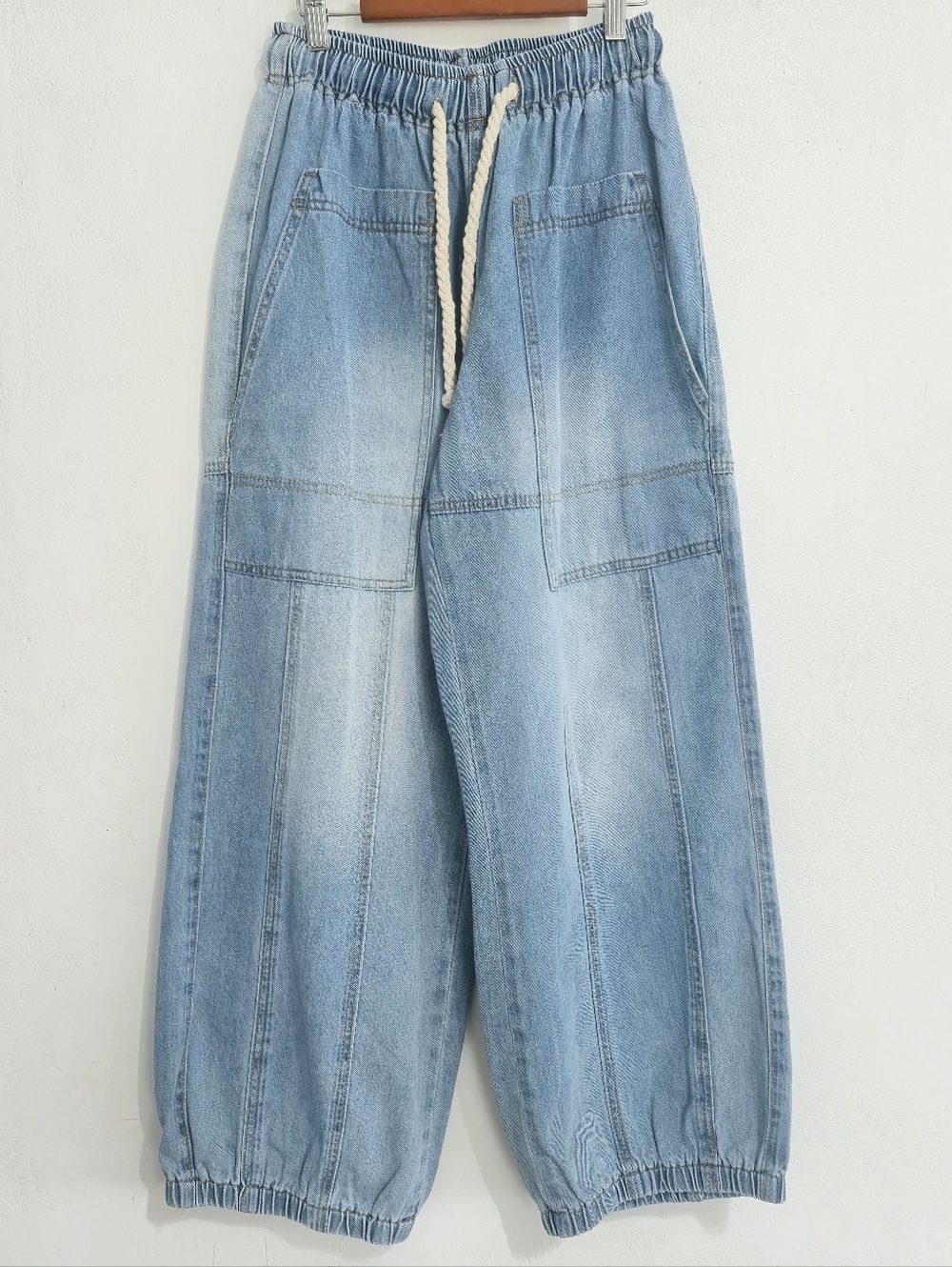 Women's Wide Leg Baggy Denim Joggers Light Wash Jeans Size S Elastic Waist